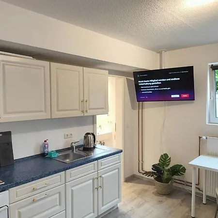 Appartement With Garden In *