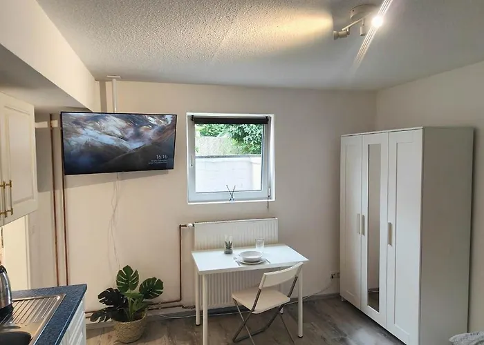 公寓 With Garden In Hainburg